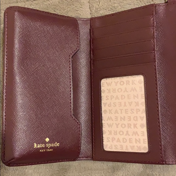 Authentic Kate Spade wristlet - Picture 3 of 5
